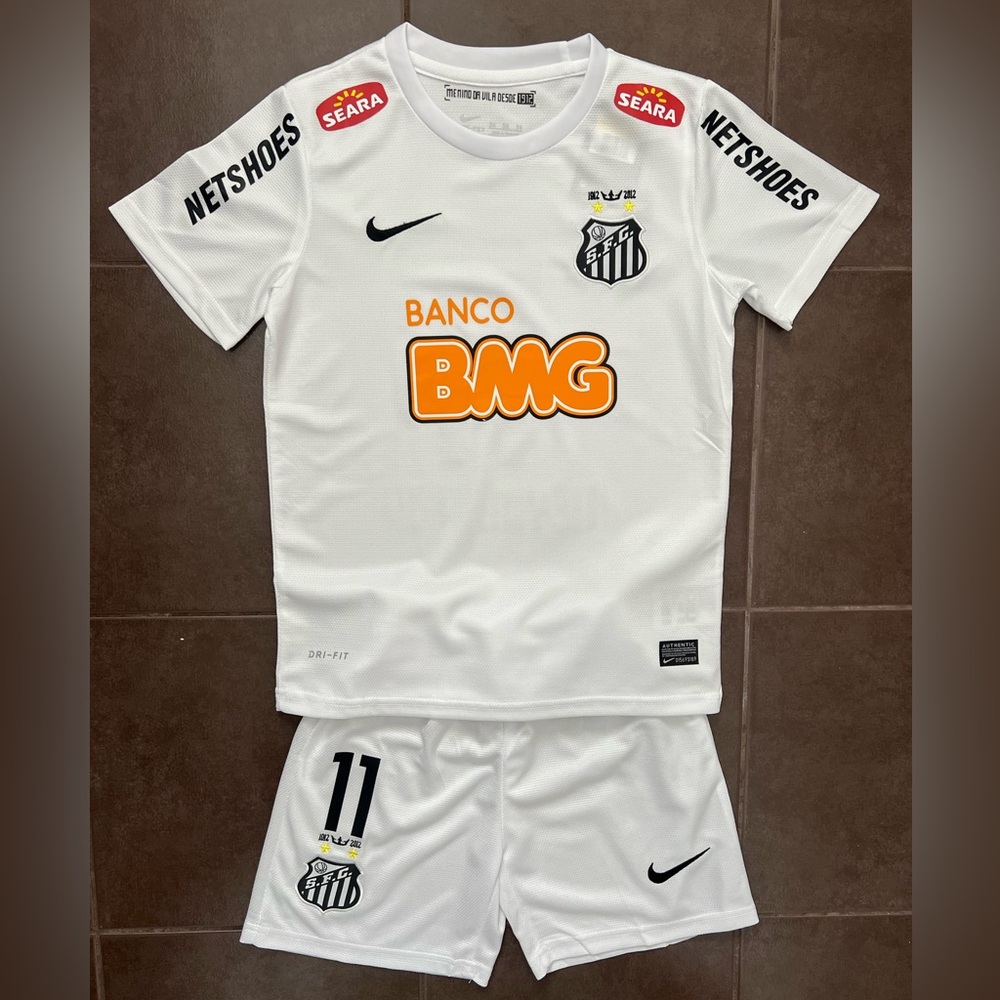 Kids Santos Neymar Jr Soccer Jersey with Shorts - Size Large # 24